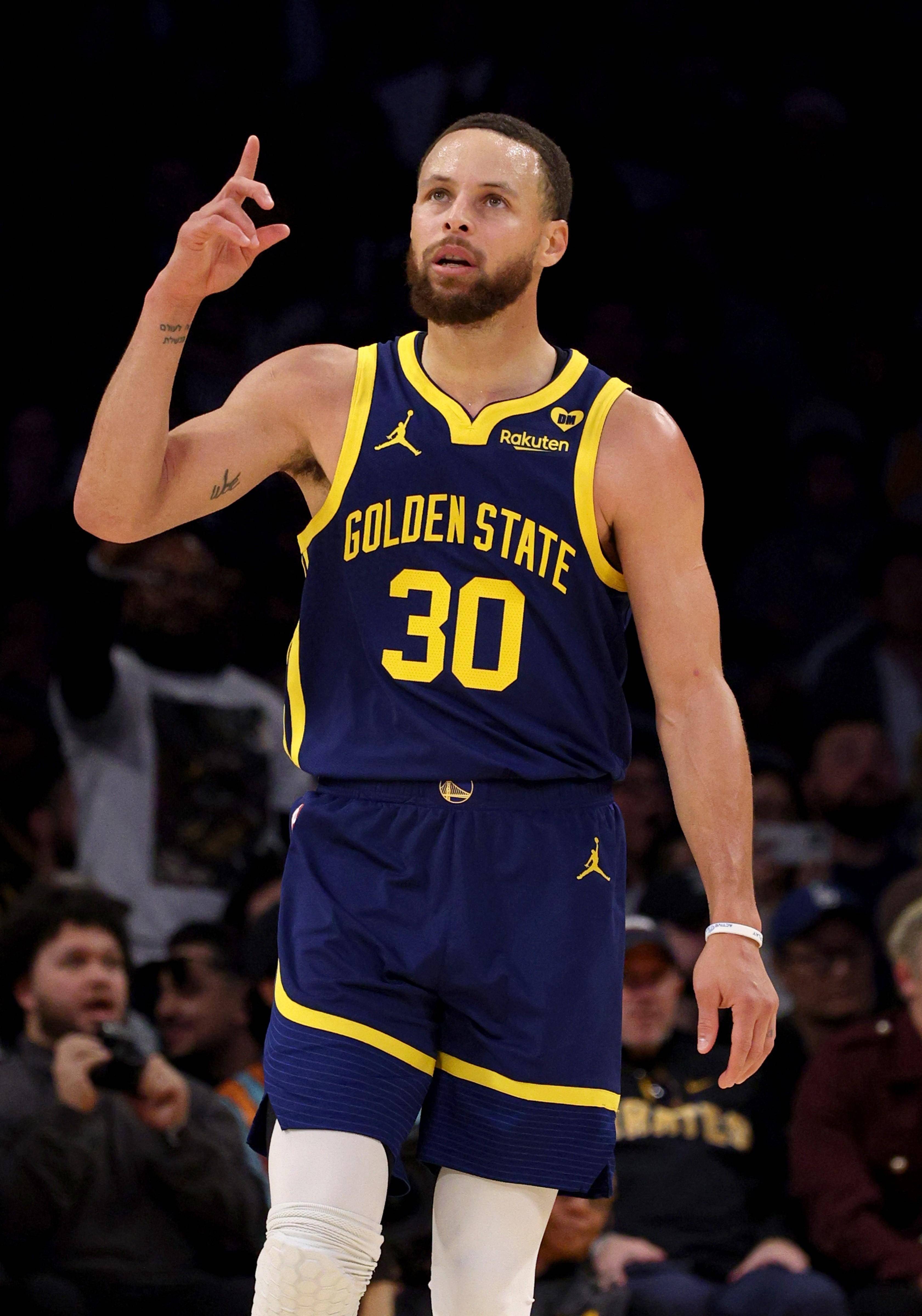 自梅西加盟 自梅西加盟