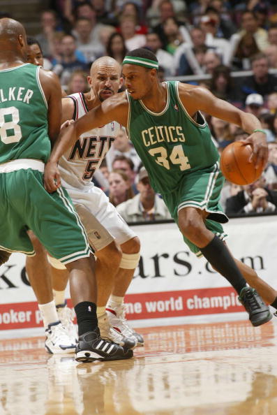 变成边缘人 变成边缘人