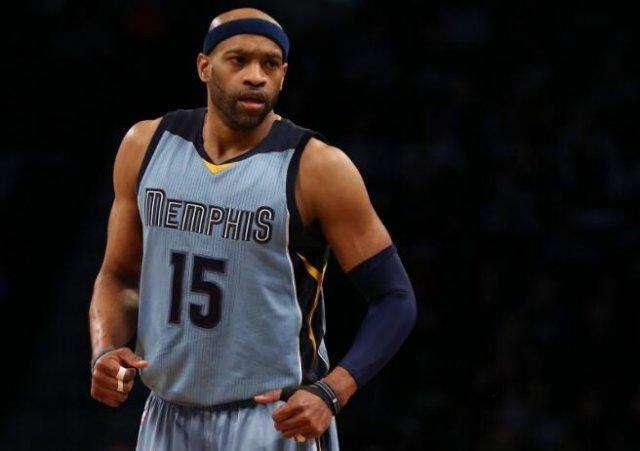 他尝试在内 他尝试在内