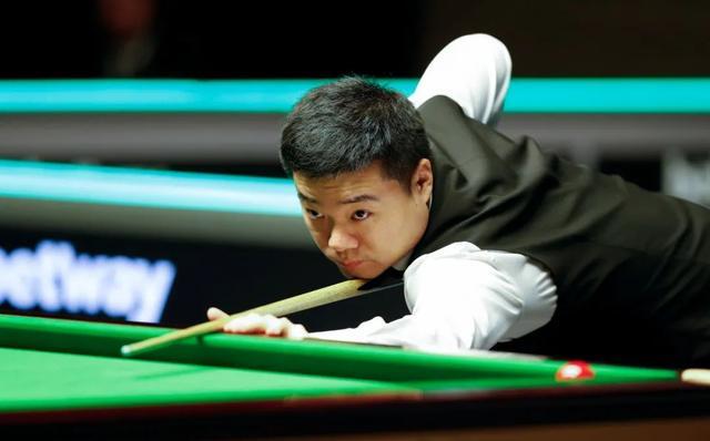 的稳步前进 的稳步前进