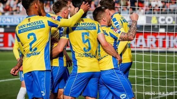 签署与乔尔 签署与乔尔