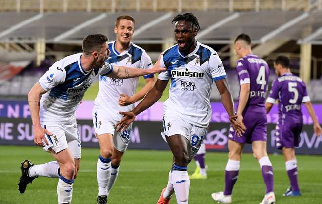 他以身高视 他以身高视